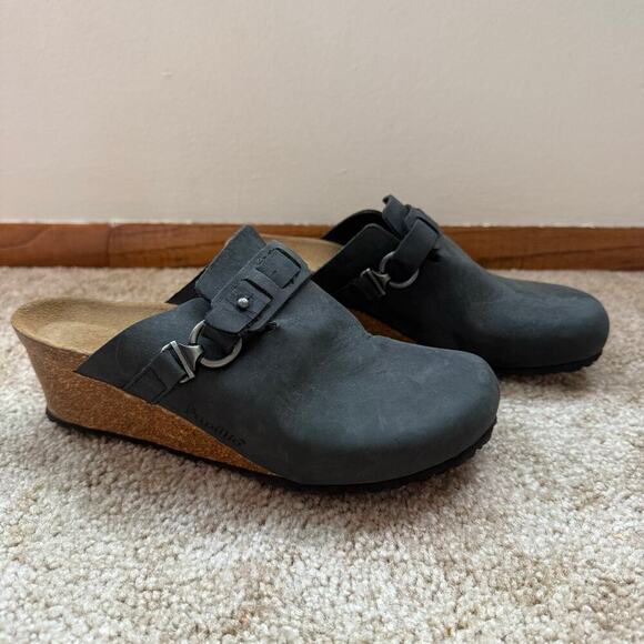 Birkenstock Papillio Fanny Suede Heeled Clog Studded Buckle Navy Size 37 W6/ M4 - Picture 1 of 8